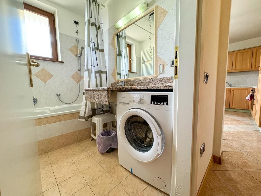 Appartamento, balcone, vista giardino | Bagno | Doccia, asciugacapelli, bidet, asciugamani