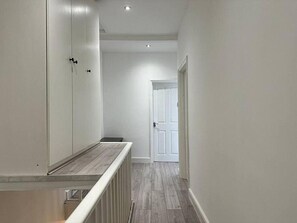 Interior - 3 bed Hackney/Harringay Flat (London)