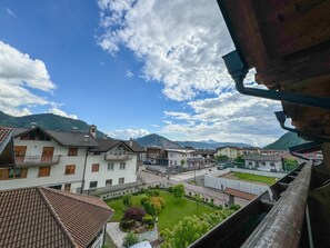 Property grounds - HC HOTEL GARNI ROOMS AND APARTMENT (Cembra)