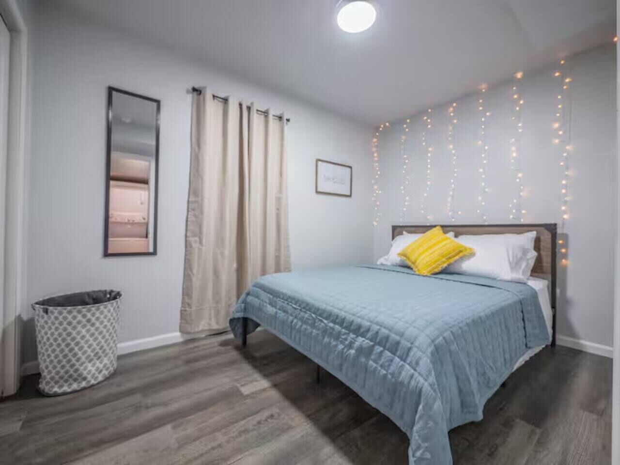 Fer et planche à repasser, Wi-Fi, draps fournis