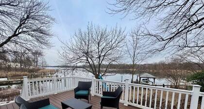 Waterfront Escape w/ Private Pier • Minutes to BWI