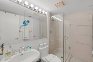 Exterior - Excelsior: The Sky Loft (Siesta Key)