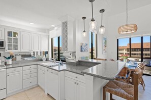 Exterior - Excelsior: The Sky Loft (Siesta Key)