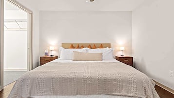 Desk, iron/ironing board, travel crib, WiFi