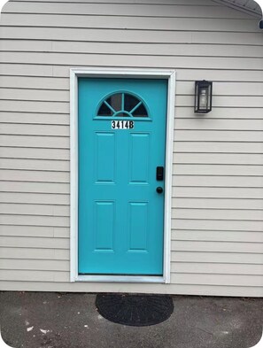 Exterior detail - Sweet Suite - Private Studio (Portland)