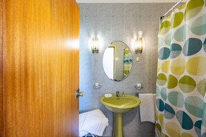 Bathroom - Vila Gama - Dragoeiro Apartment (Machico)