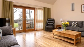 Living area - Drummochy - sleeps 8 guests  in 4 bedrooms (Lundin Links)
