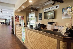 Lobby - Your Tranquil Waikiki Hideaway (Honolulu)
