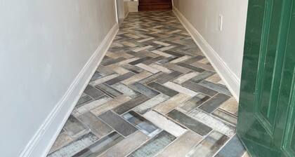 P3A, Near MET, convention center 1 bedroom 1 bathroom,share kitchen