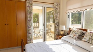 2 bedrooms, iron/ironing board, free WiFi, bed sheets - Penthouse Apartment Maketta, Kapparis, Cyprus (Kapparis)