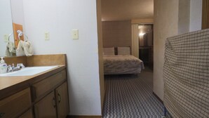 Unclassified image, 4 of 6, button - Adorable 1-bedroom condo - 201 Lava Hot Springs Resort (Lava Hot Springs)
