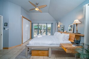 Bureau, fer et planche à repasser, lit parapluie, Wi-Fi gratuit