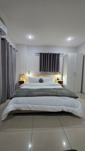 Comfort Studio Suite, City View - The Gallery Luxury Suites CPG (Accra)