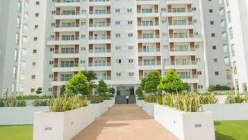 Comfort Studio Suite, City View | Exterior