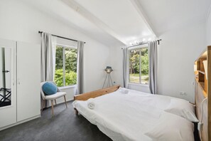 3 bedrooms, iron/ironing board, free WiFi, bed sheets - Magnolia Cottage (Leura)