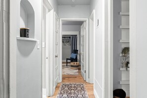 Interior - 3-bedroom house in welcoming Chico down the street from Enloe Hospital (Chico)