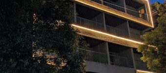 Canary Haven: 2BHK Modern AC Flat in Pimple Nilakh