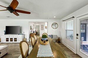 Dining - Cozy Coastal Home, Minutes from the Beach (Jamaica Beach)