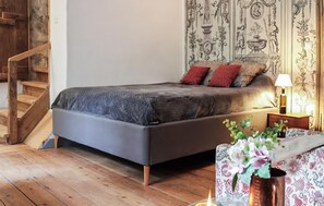 Iron/ironing board, travel cot, free WiFi - Superbe maison de ville (La Réole)