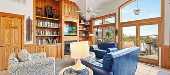 New To VRBO - Beautiful canal front with sound views & 4 en-suite bedrooms