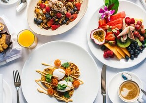 Tägliches inbegriffenes Frühstücksbuffet