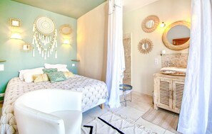 Travel cot, free WiFi - Maison avec piscine privée (Villars)