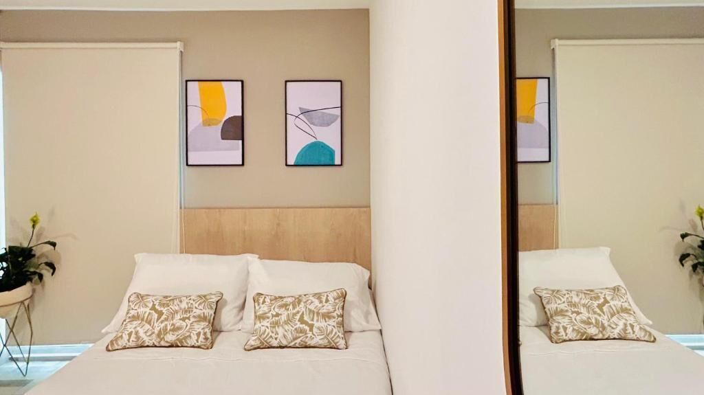 Caja de seguridad en la habitación, cortinas blackout y wifi gratis 