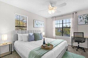 Bügeleisen/Bügelbrett, WLAN, Bettwäsche