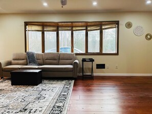 Interior - Spacious Camelback Retreat w/ Fireplace (Henryville)