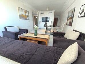 Smart TV - Tangier -Cosy-Vue Mer - Heart of Tangier - Fast Wifi & Proximity - walking distance (Tangier)