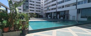 Outdoor pool - Tangier -Cosy-Vue Mer - Heart of Tangier - Fast Wifi & Proximity - walking distance (Tangier)