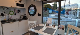 Houseboat Tommi with Private Terrace and Wi-Fi