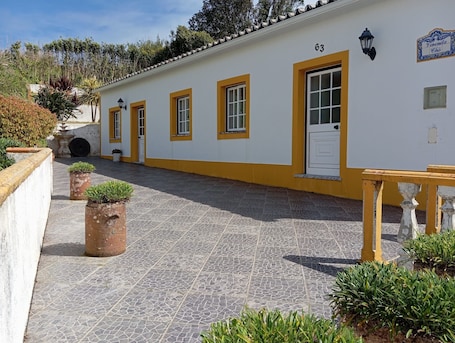 Property grounds. Refuge - "Vivenda Chã"