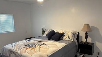 1 Schlafzimmer, Bügeleisen/Bügelbrett, Internetzugang, Bettwäsche