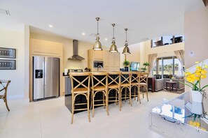 Interior - Beautiful Magic Village Townhome Minutes from Disney (Kissimmee)