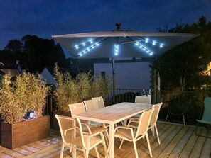 Outdoor dining - Kalonn Ar Mor, beautiful 3-star 4-room apartment at the foot of the bay! (LA FORET FOUESNANT)