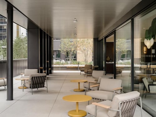 Canvas Wembley Arthur House