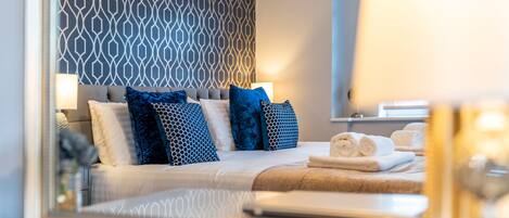 Skrivebord, strykejern/-brett og wi-fi (inkludert)