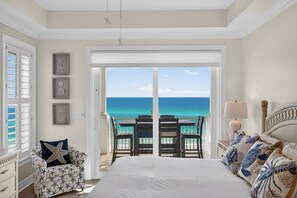 4 bedrooms, iron/ironing board, free WiFi, bed sheets - Grandview 401 - Beachfront Condo with Ocean Views, Direct Beach Access & Shared Pool (Miramar Beach)