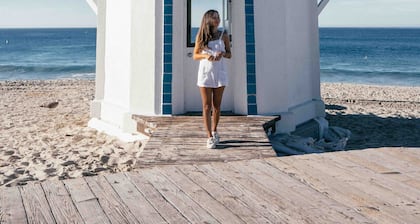 Luxury Coastal Condo- 2 Master Suites-Pool-Spa & Gym-3 Miles to Beach- AC