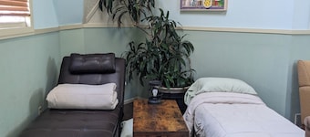 Fantastic 1-bedroom Geodesic Dome penthouse condo with AC in charming Pueblo