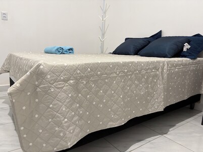 New ground floor apartment, close to the airport and city center.