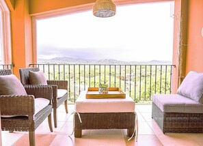 Interior - Modern 2BR/2BA with Ocean & Mountain Views - Playa Langosta - Pool - Beach (Tamarindo)