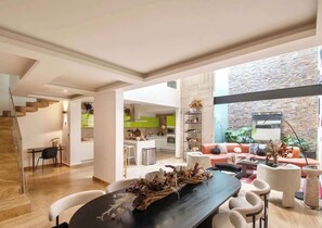 TV, offices - Casa Ha A Soulful 7Br Home w Rooftop, Condesa (Mexico City)