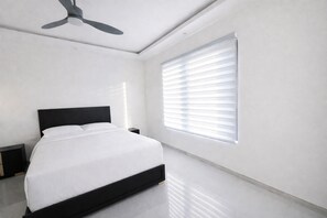 アイロン / アイロン台、WiFi、ベッドシーツ