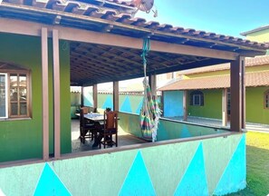 Outdoor dining - Casa PÉ NA AREIA em Arraial do Cabo - PARAÍSO! Figueira (Arraial do Cabo)