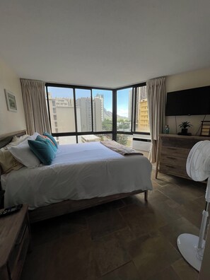 2 bedrooms, free WiFi, bed sheets - FANTASTIC NEW LISTING! Corner Condo_2 Blocks to Waikiki Beach! PARKING/WIFI/BBQ (Honolulu)