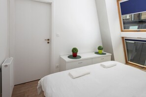 1 bedroom, Internet, bed sheets - Spacious Modern Apartment (Budapest)