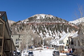 Uklassifisert bilde, 2 av 34, knapp