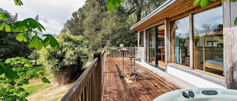 Studio | 1 bedroom, free cots/infant beds